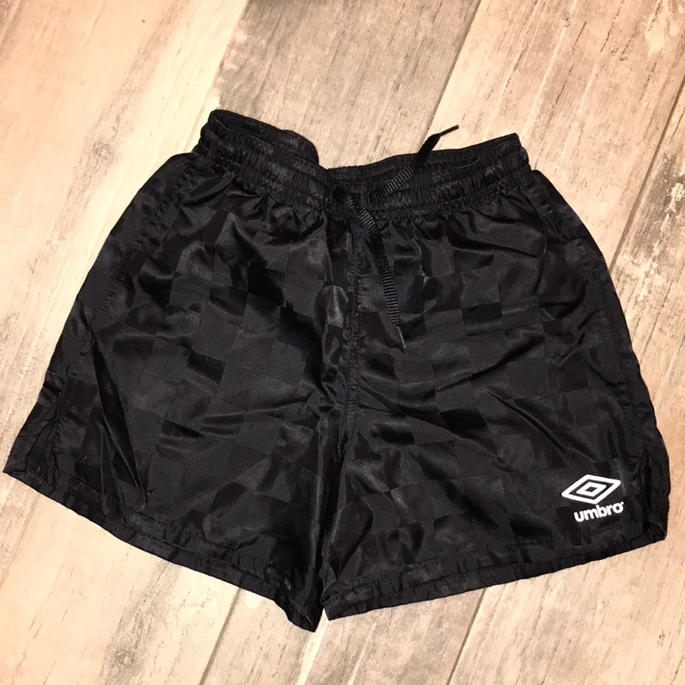 ⚽️ Umbro black soccer shorts size extra small